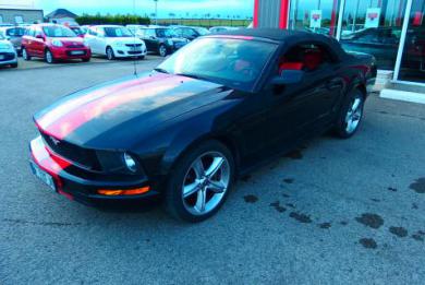 MUSTANG CABRIOLET 4.0 V6 213CV